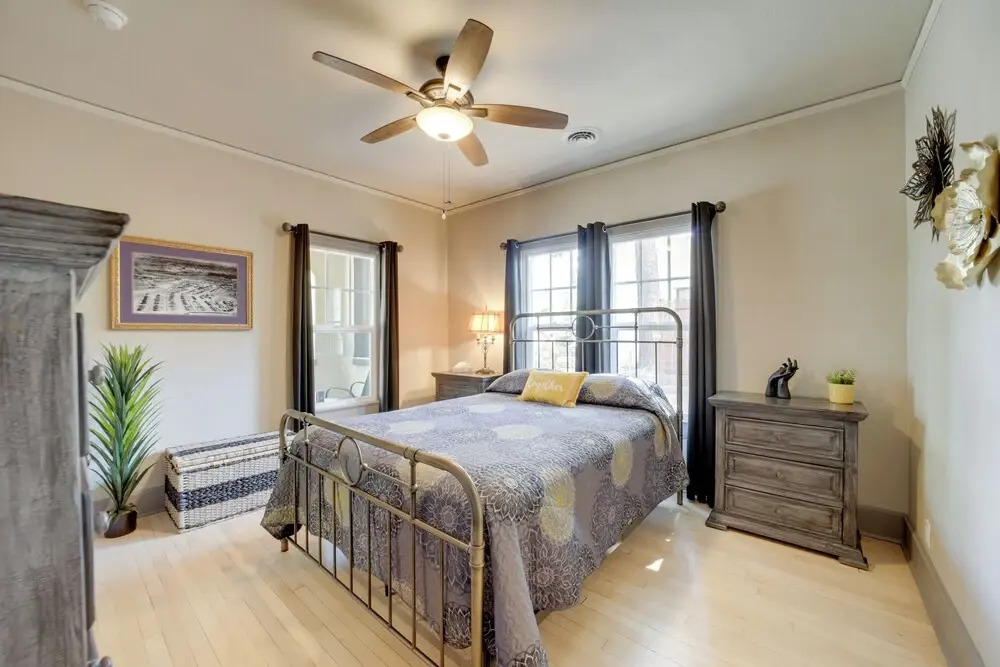 < 1 Mi to Dtwn: Home w/ Deck in Clarkdale!