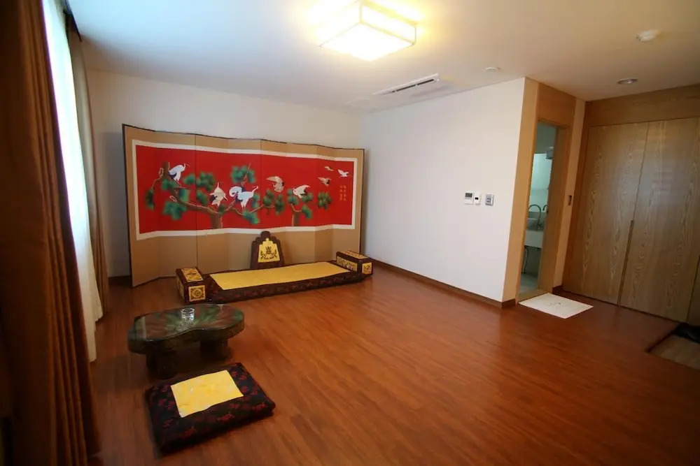 Yeosu Narsha Hotel