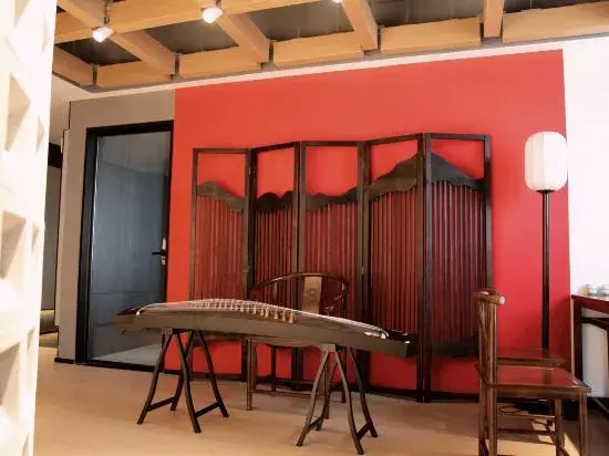 Splendid Entertainment Hotel (Guiyang Xintianzhai Xintian Metro Station Store)