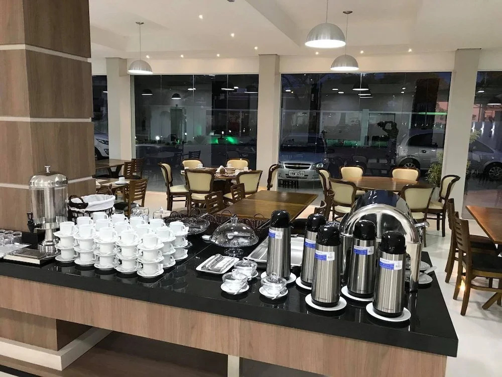 Confort Fronteira Hotel