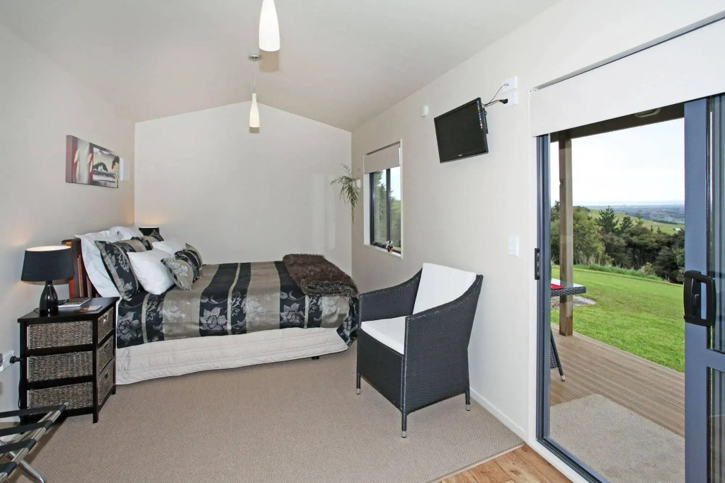 Auckland Country Cottages