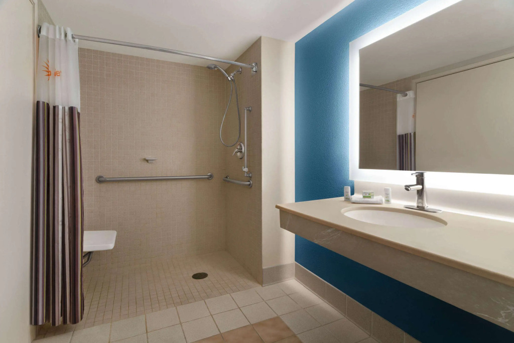 La Quinta by Wyndham Madison American Center