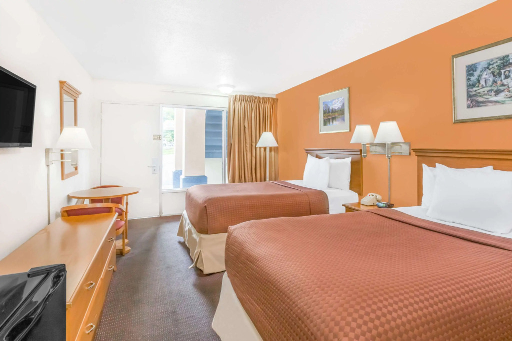 Days Inn by Wyndham Christiansburg