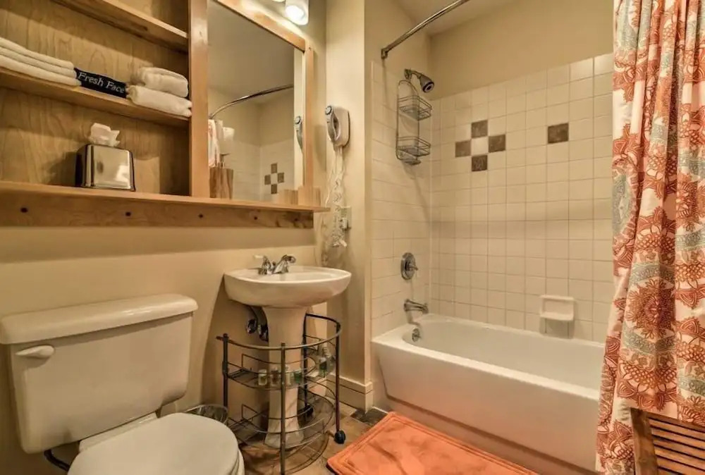 Luxury 1 Bedroom Mountain Condo In River Run Village With Expansive Mountain Views And Walking Distance To Ski Slopes