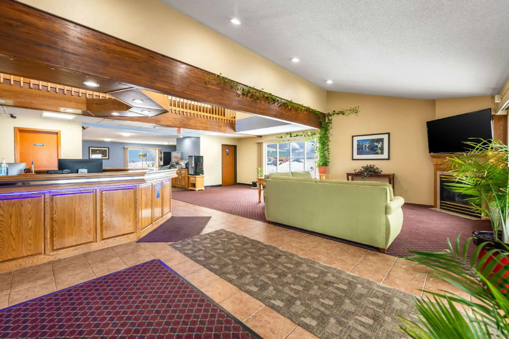 Royal Inn & Suites Milaca