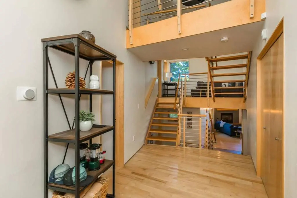 Tahoe Donner Luxury 4BR+2 lofts, Hot tub 3100 sqft