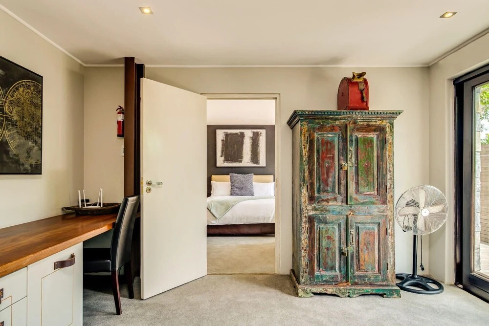 Compact Ground Floor Apartment With Private Garden and Pool 17 G Lower