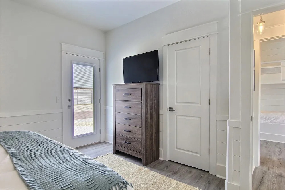 Old Town Unit 13 2 Bedroom Cottage
