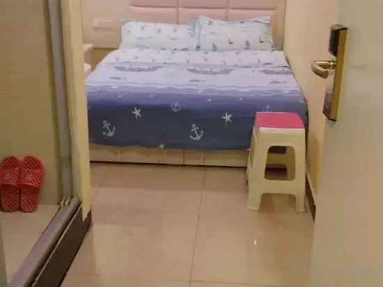 Urban express theme apartment (optical valley plaza subway station store)