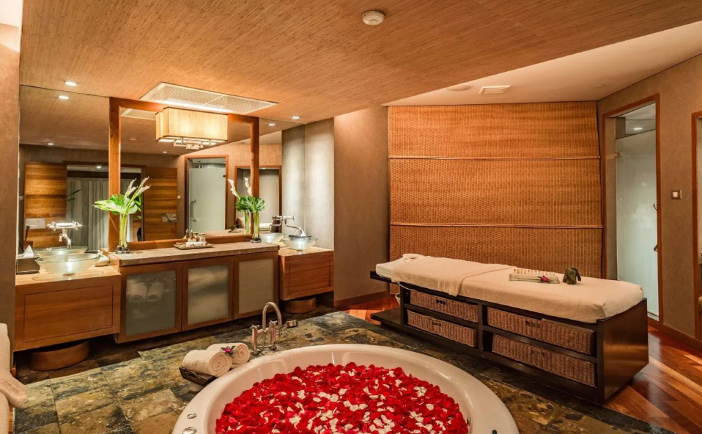 Conrad Bangkok Residences