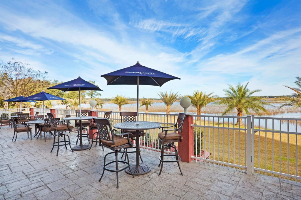 Holiday Inn Hotel & Suites Beaufort at Highway 21 by IHG