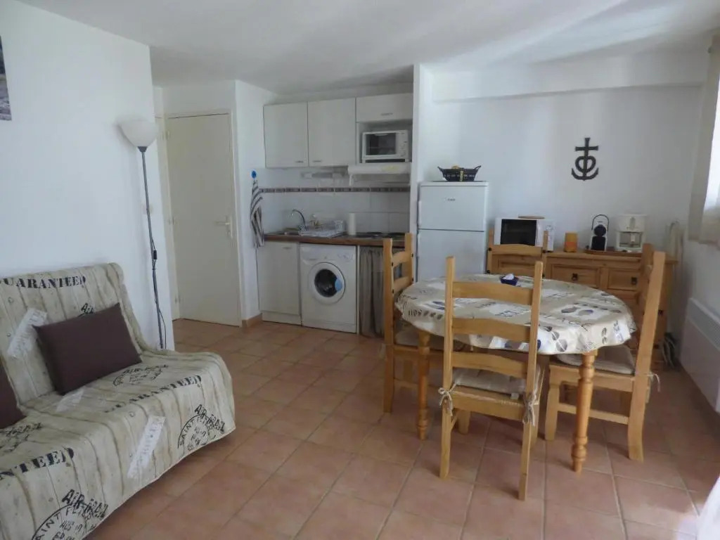 Appartement Saintes-Maries-de-la-Mer, 2 pièces, 4 personnes - FR-1-475-27