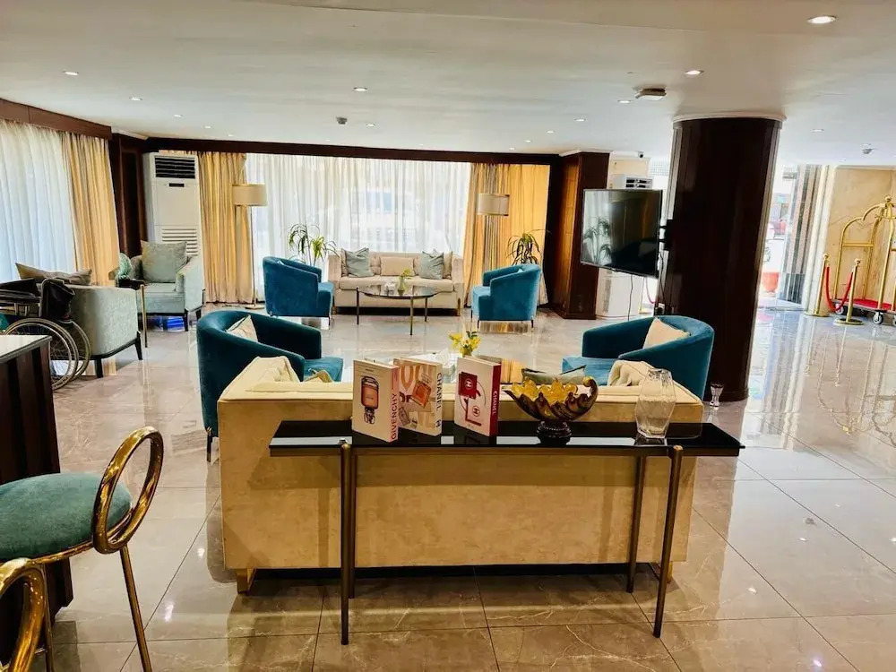 The residence Serviced apartments