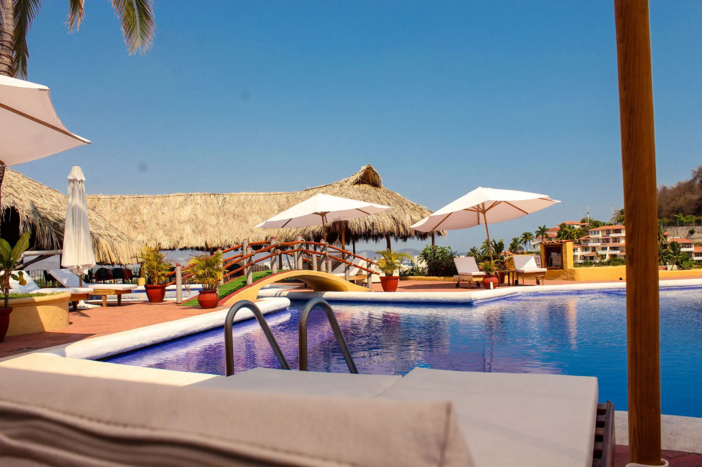 Hotel Plaza Tucanes