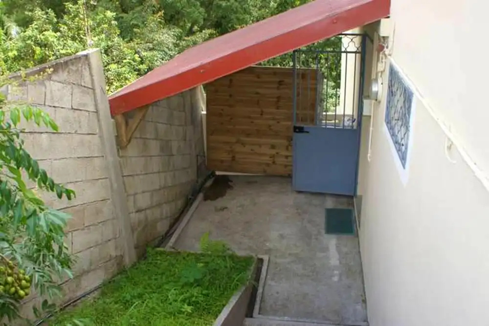 Apartment with One Bedroom in Fort-De-France, with Wonderful Mountain View, Furnished Terrace And Wifi - 7 Km From the Beach
