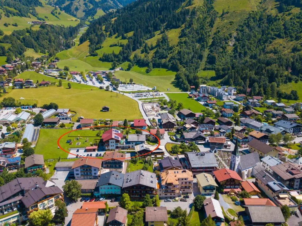 Landhaus & Appartementhaus Haussteiner