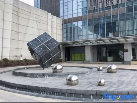 Shanghai Lime Duplex Apartment