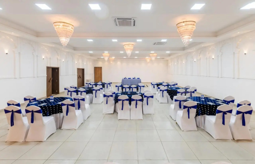 Traavista Aravali Mahal