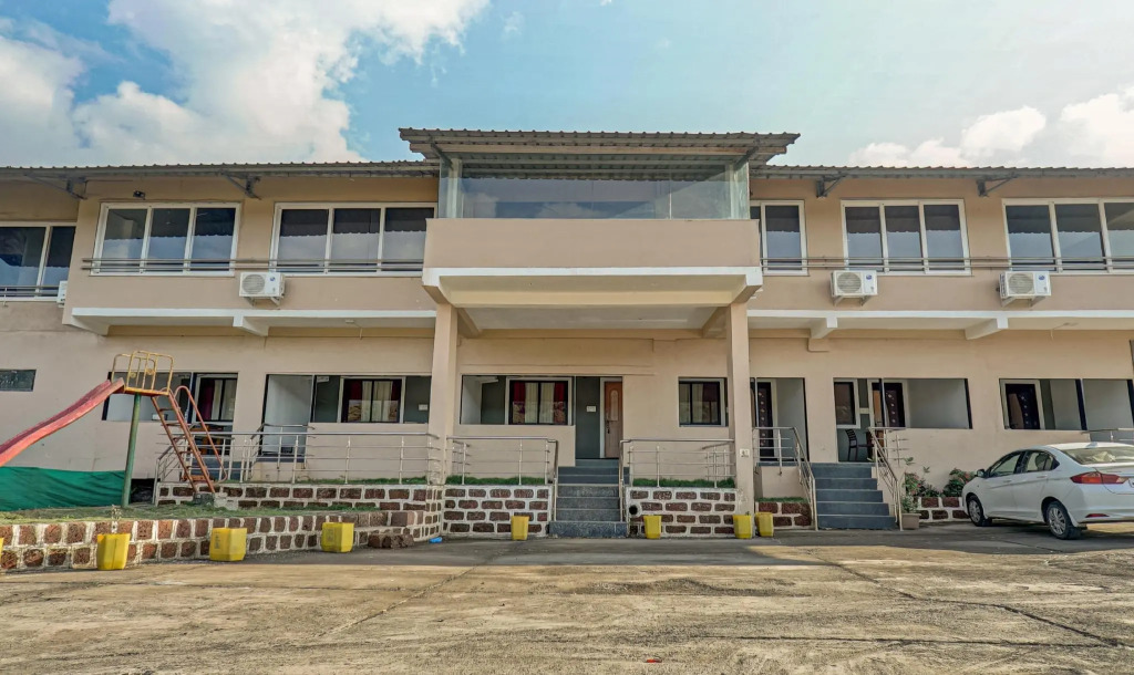 Hotel Lake Paradise Mahabaleshwar