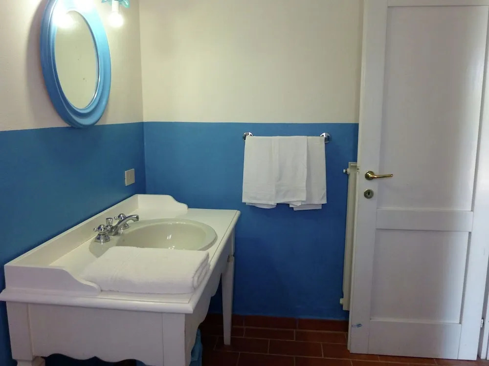 Quaint Holiday Home With Swimming Pool, Garden and Barbecue