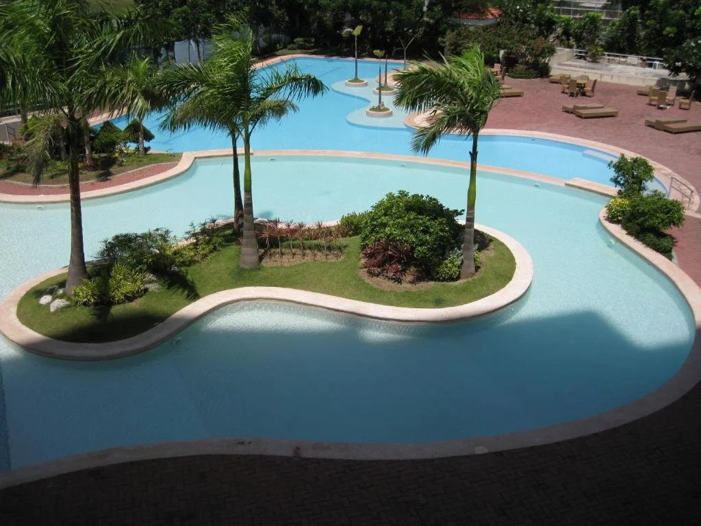 La Mirada Residences
