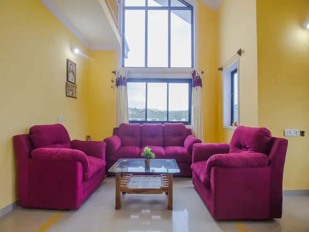 Oyo Home 18351 Luxurious Stay