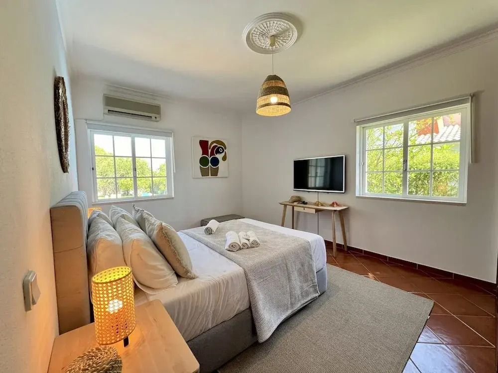 Vilamoura White House Villa With Pool by Homing