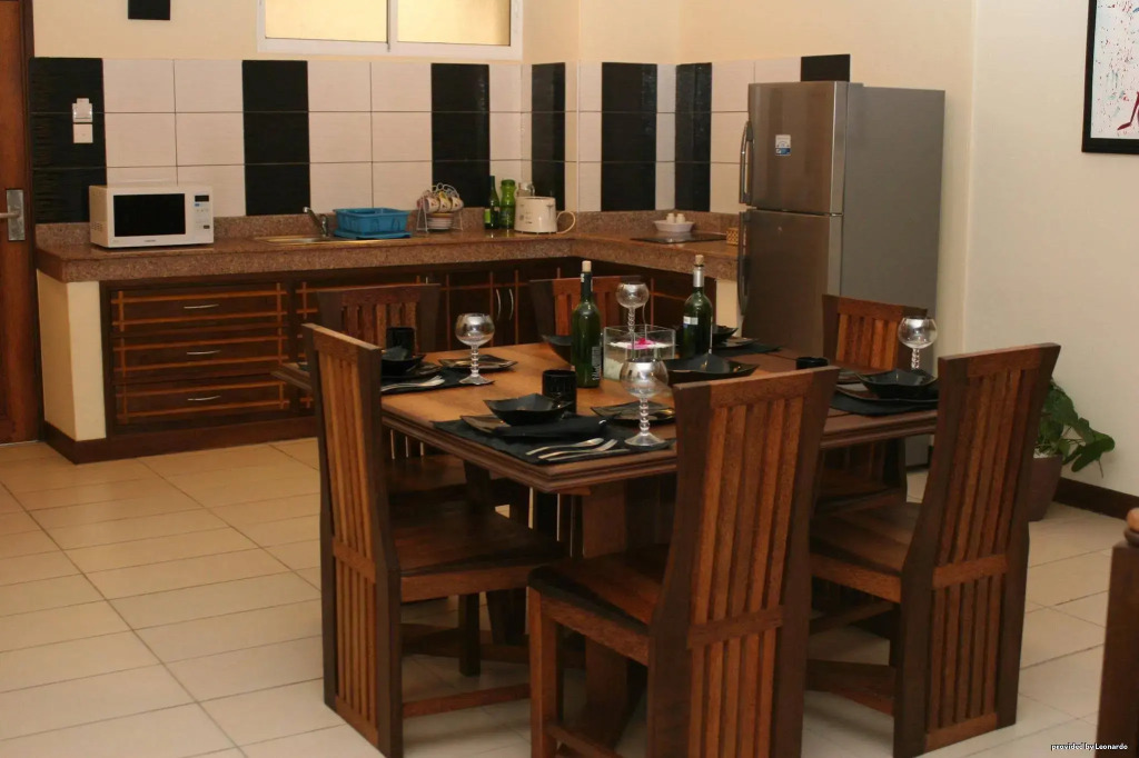 CityBlue Creekside Hotel & Suites