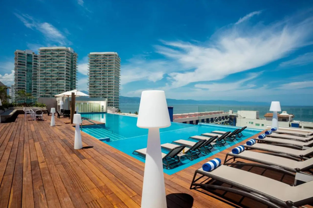 Crown Paradise Golden All Inclusive Resort
