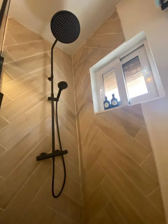 Palm Beach Vacaysuites - Garden Suite - Poolside