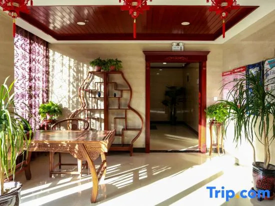 Wojiajiangdu Business Hotel