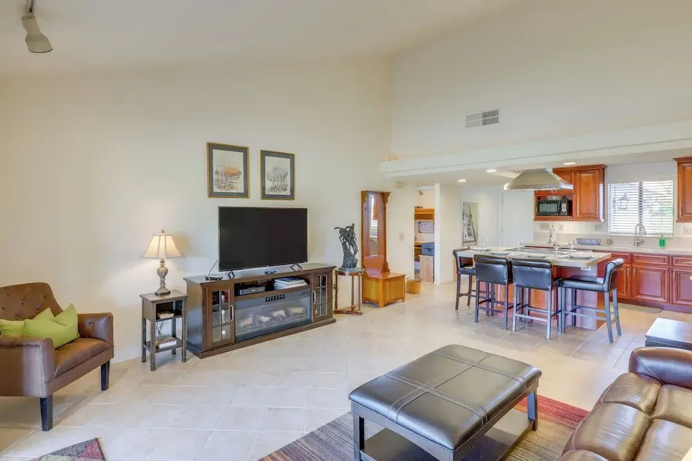 Spacious Condo w/ Mtn Views in Palm Desert!
