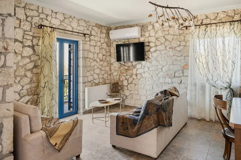 Stone House in olive Grove - former Denis Stone Villa