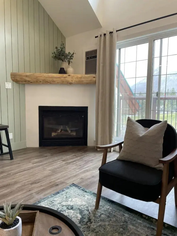Waterton Glacier Suites