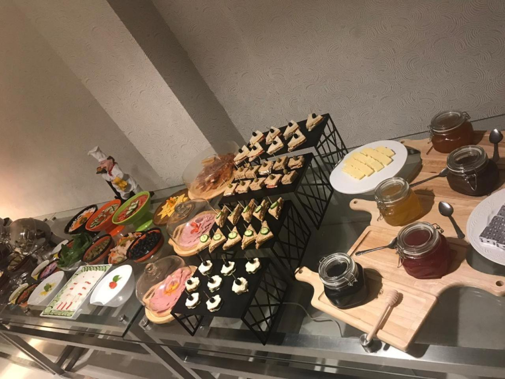 Ewaa Express Hotel - Al Hamra