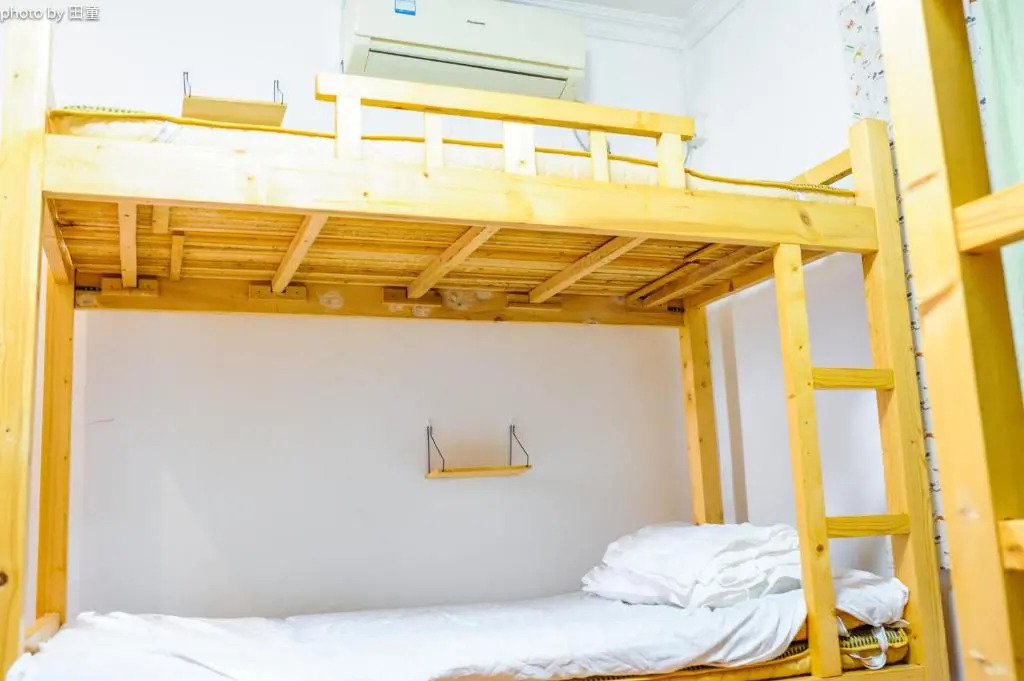 Yellow House Hostel Huizhou West Lake