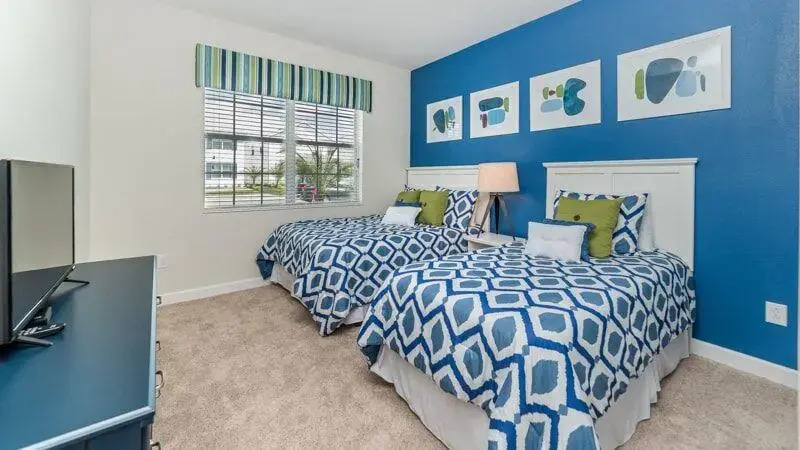 Storey Lake condos by Une Homes