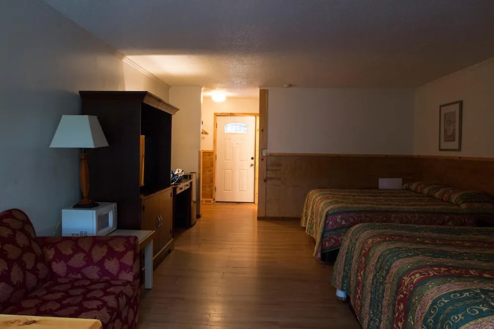 King Hendrick Motel