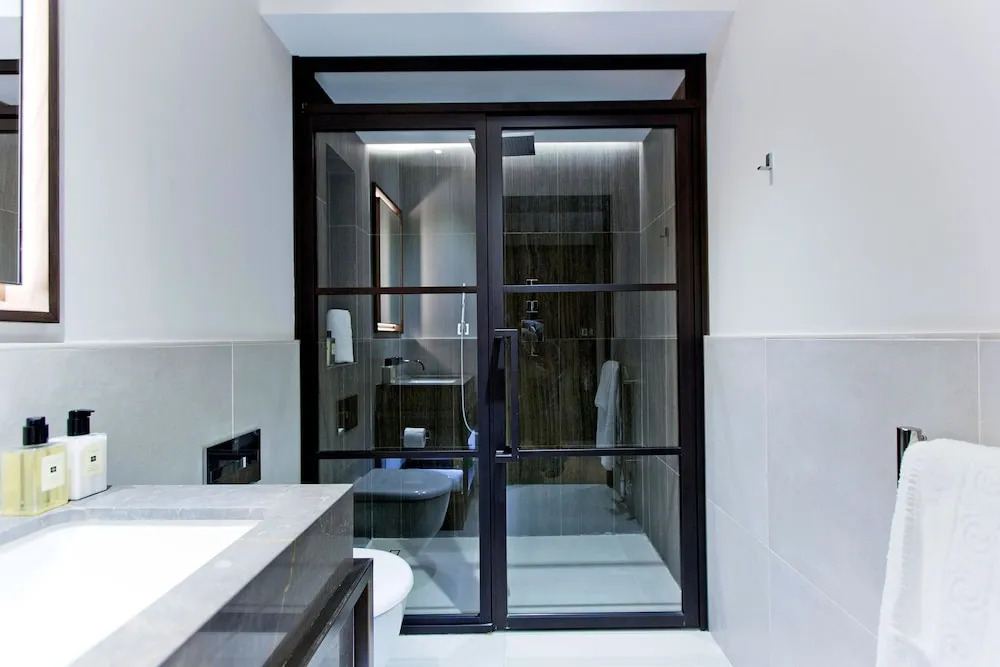 1-bed Executive Apt 414