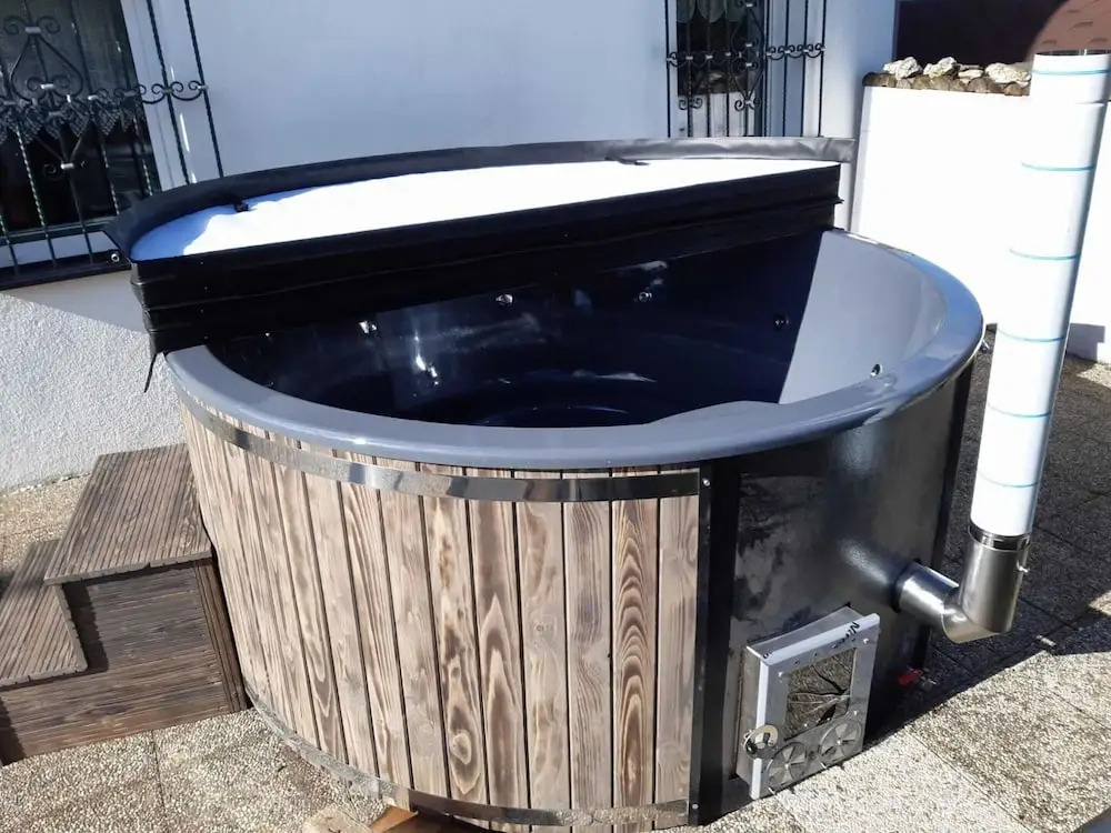 Hütte in Böhmen mit Sauna und Whirlpool