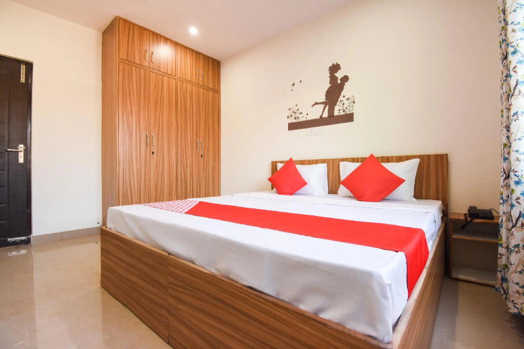 OYO 47710 Paradise In Hills