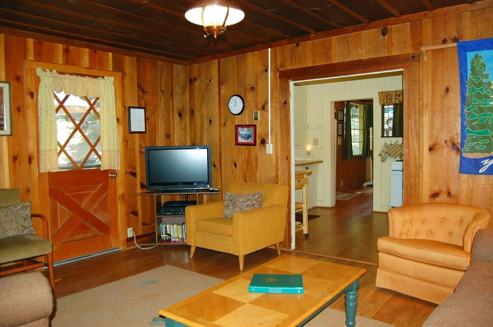 Fretz's Den