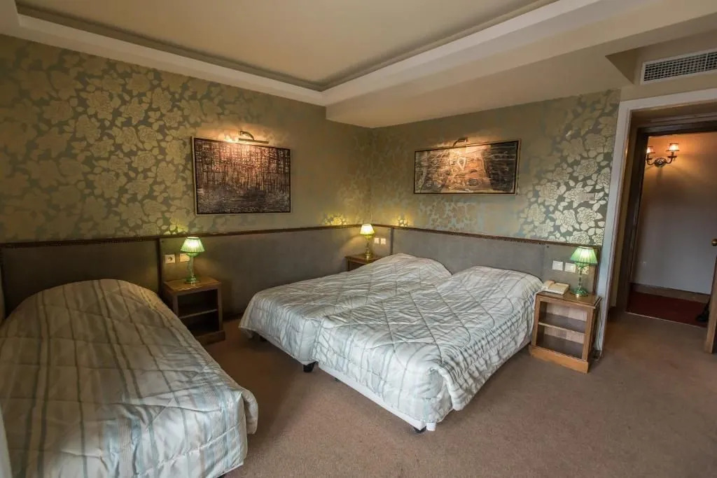 Anesis Hotel