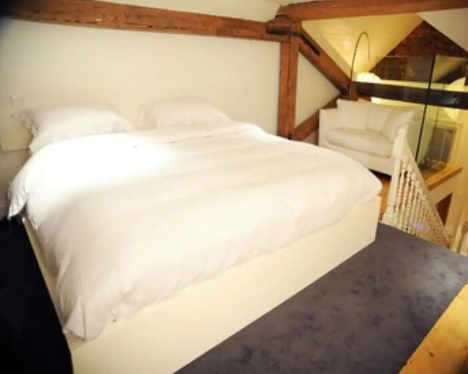 Kellys Hotel