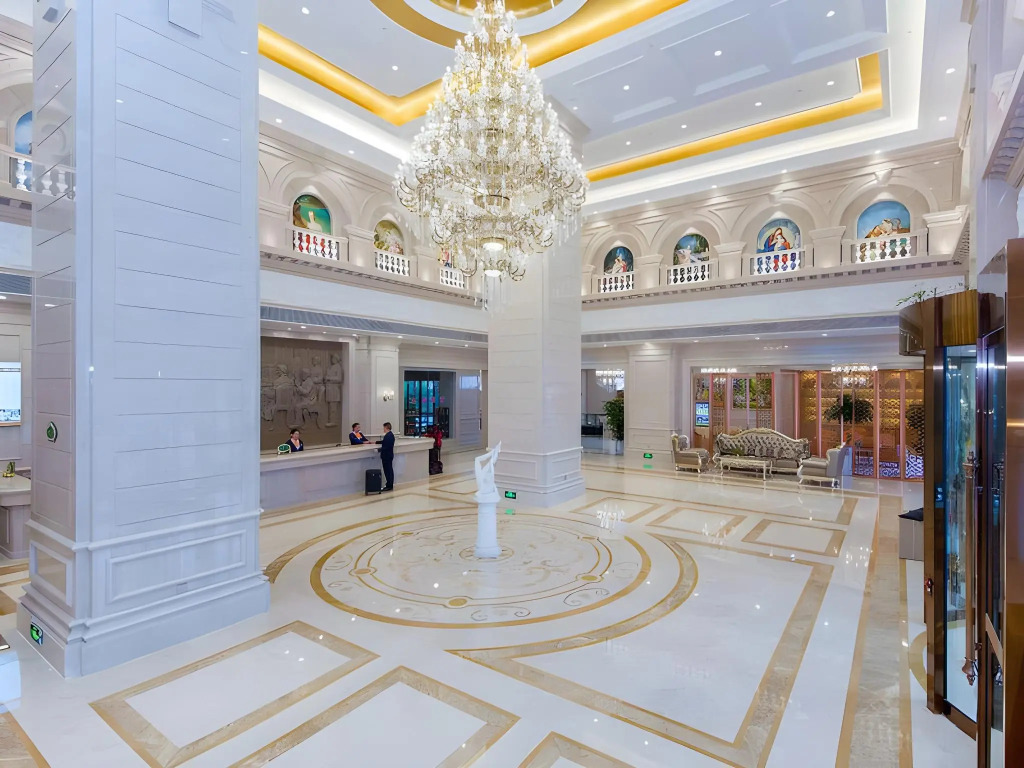 Vienna International Hotel (Huanggang Dongmen Road)