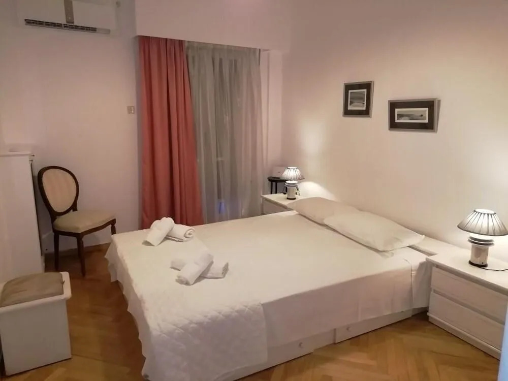 Classy 3Bedroom apartment in Kolonaki
