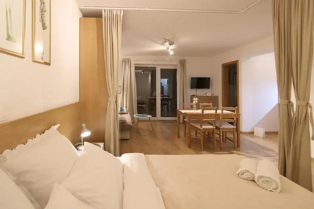 7thMill Apartments