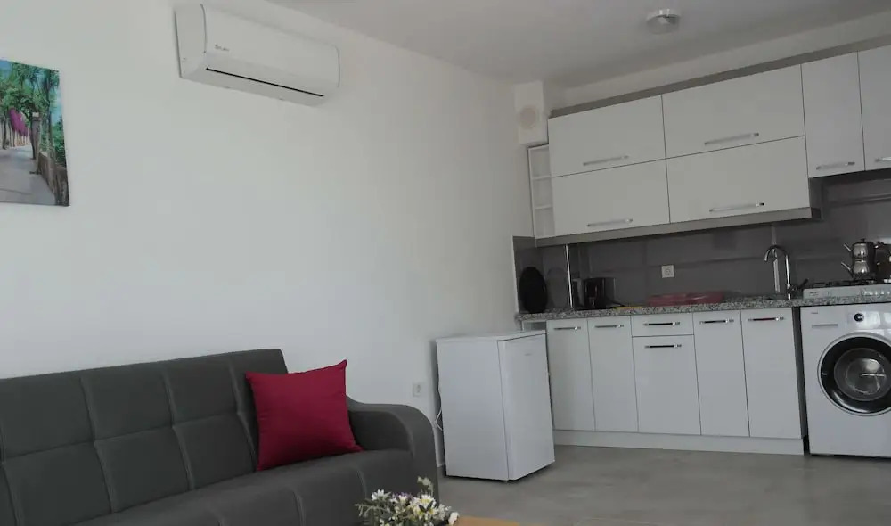 Nilüfer Apart Otel Karaburun