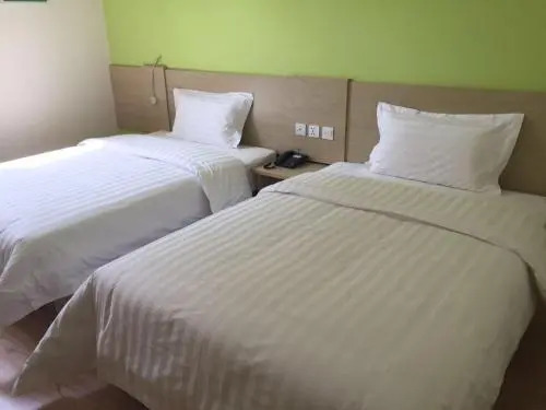 7Days Inn Tangshan South Lake Park