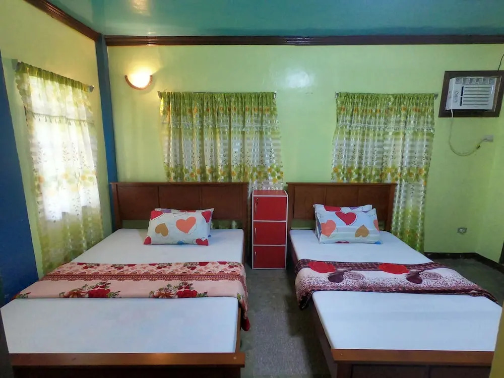 Bohol Sea Breeze Cottages and Resort